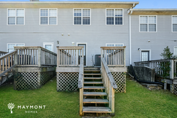 Building Photo - Inviting Townhome in Conyers, GA