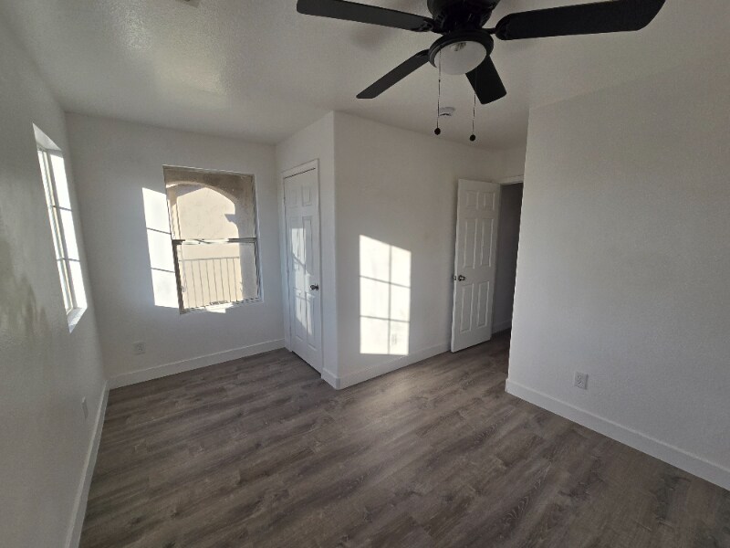 Foto principal - 5117 S 15th Pl