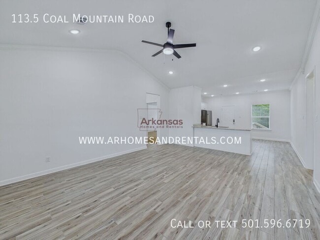 Foto del edificio - 113.5 Coal Mountain Rd