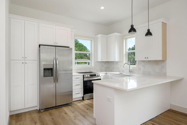 Foto del edificio - 114 Enchanted Way