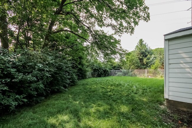 Building Photo - 9024 Tavistock Ct