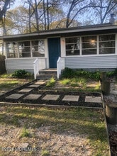 Building Photo - 2130 Schoeberlein Ave