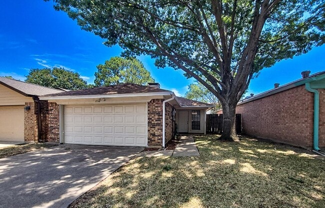 Building Photo - 1714 Magnolia Ln