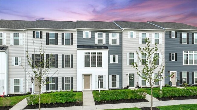 Building Photo - 167 Gress Rd