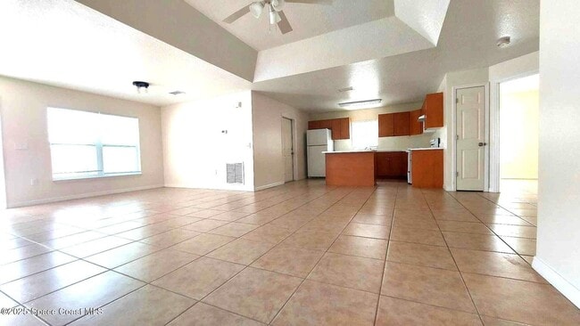 Building Photo - BEAUTIFUL HOME FOR RENT!