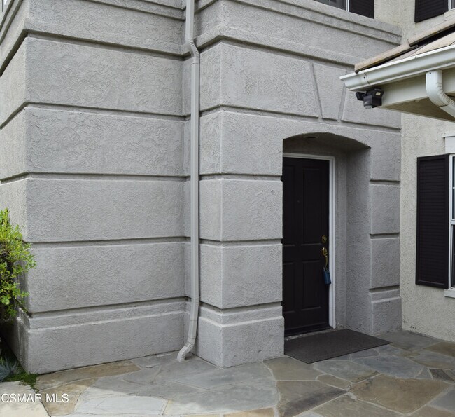 Foto del edificio - 2324 Solway Ct