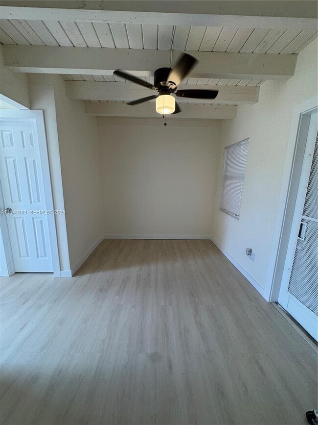 Foto del edificio - 630 SW 62nd Ct