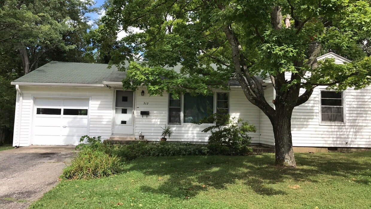 4 Bedroom Home Avail August 2025! Monthly... - 4 Bedroom Home Avail August 2025!  Monthly...