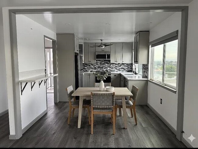 Foto del edificio - 3081 Birmingham Dr