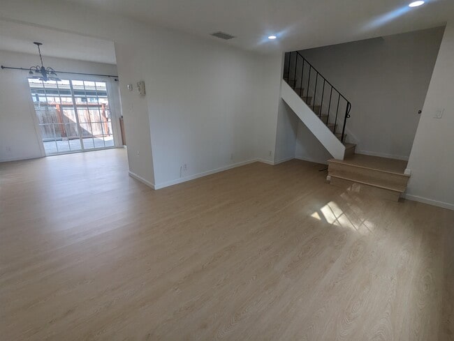 Building Photo - 1487 Tierra Buena Dr