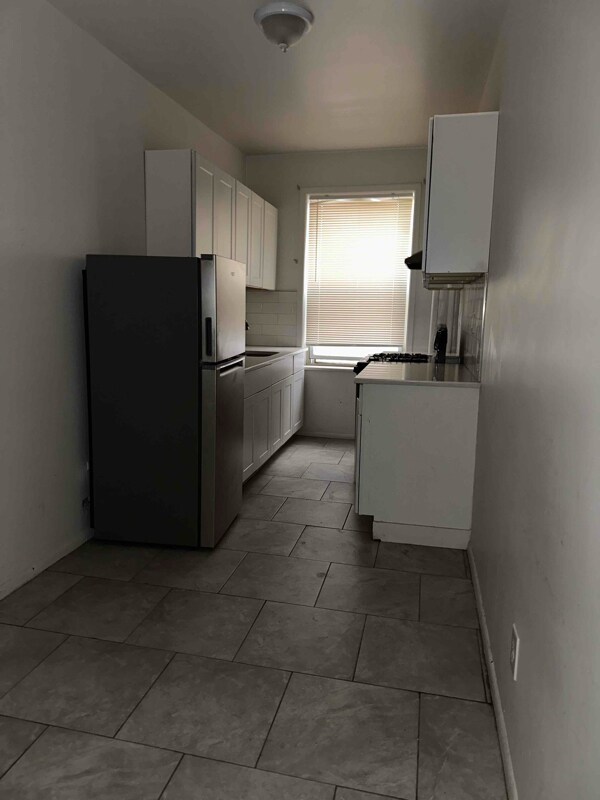 Building Photo - 111 Belgrove Dr