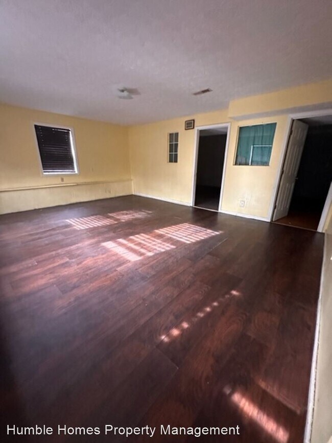 Foto del edificio - 6 br, 3 bath House - 104 River Tanmer Way