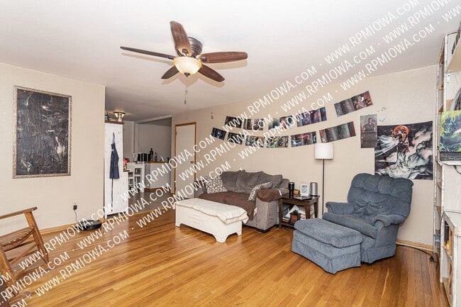 Building Photo - CLOSE TO CAMPUS!! 3 Bed, 1.5 Bath Home In ...