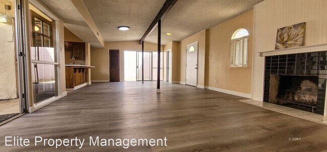 Foto del edificio - 3 br, 2 bath House - 246 W Drummond Ave #c