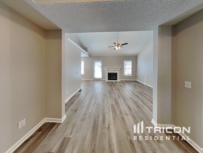 Building Photo - 216 Turtle Creek Dr