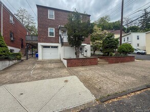 Building Photo - 87 Alexander Pl