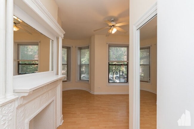 Building Photo - 477 W Deming Pl