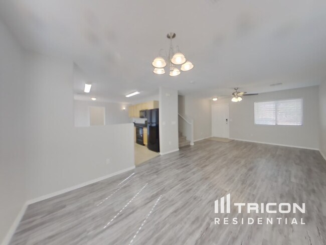 Building Photo - 30603 N Desert Star Dr