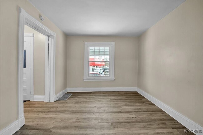 Foto del edificio - 395 Hampshire St