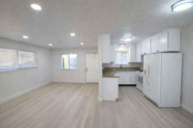 Building Photo - 5964 Gilman Way