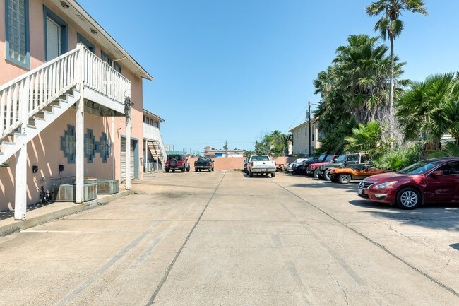 Building Photo - 4000 Padre Blvd