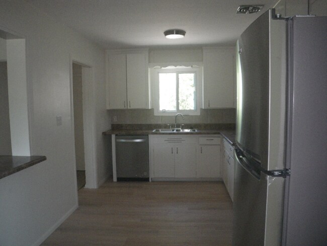 Foto del edificio - 1402 E Williams St
