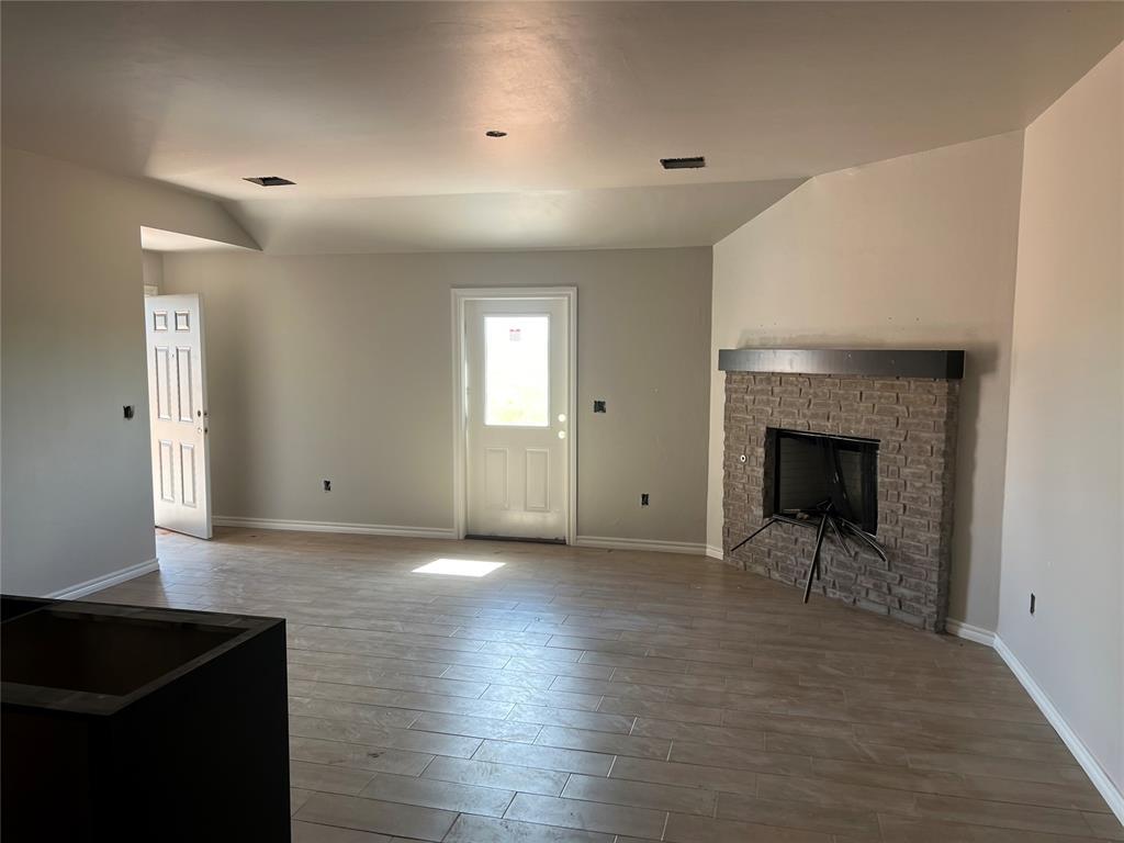 Building Photo - 2091 Brooklyn Ln