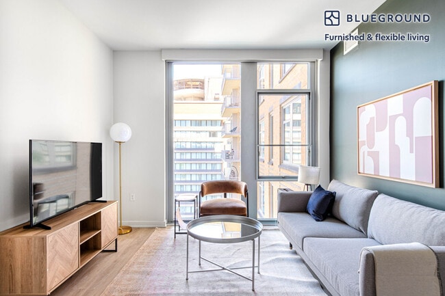 Building Photo - 400 Army Navy Dr