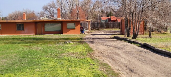 Building Photo - 2829 Elizabeth Blvd