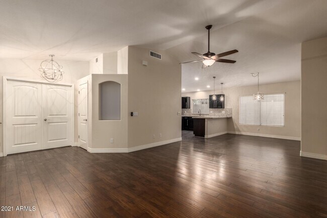 Foto del edificio - 20246 N 30th Pl