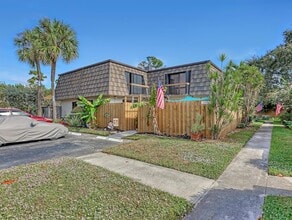 Building Photo - 4095 Palm Bay Cir