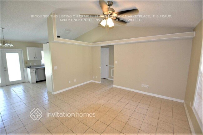 Foto del edificio - 12122 Meadow Ln