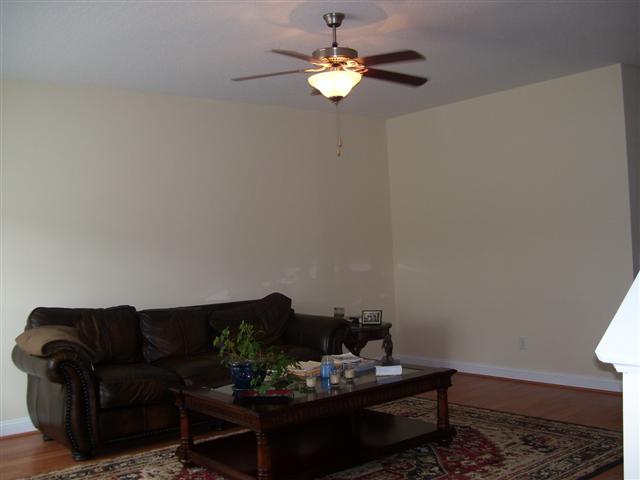 Building Photo - 306 Laurel Oak Ln