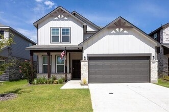 Building Photo - 2424 Castlebar Dr