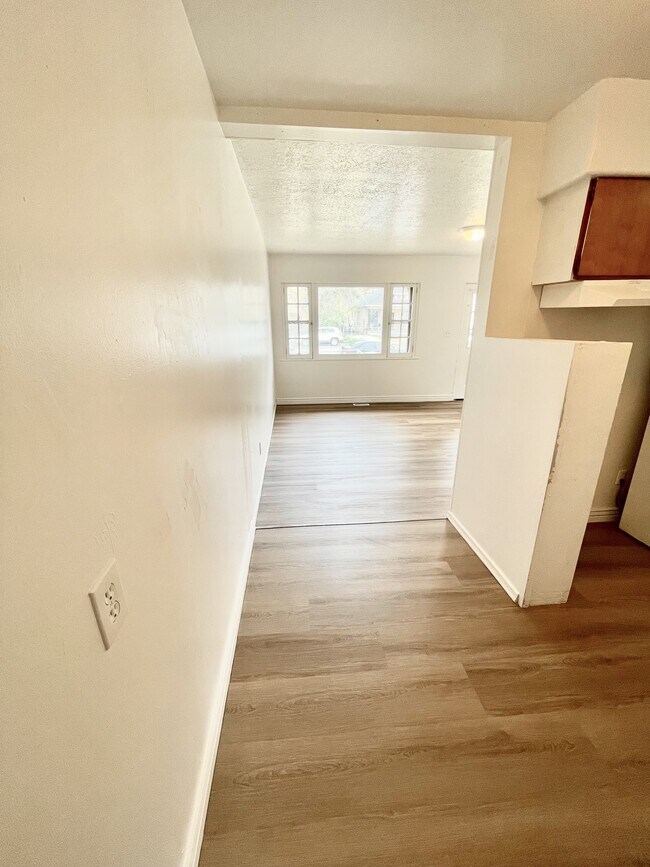 Foto del edificio - 2873 Adams Ave