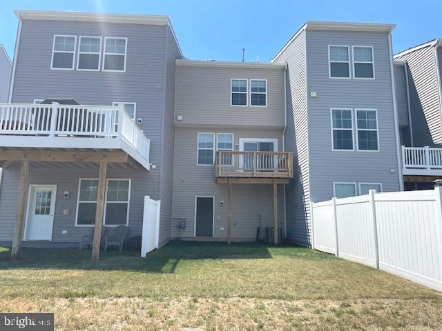 Building Photo - 114 Stribling Wy