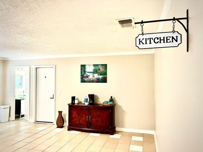 Foto del edificio - 12755 Thomas Sumter St