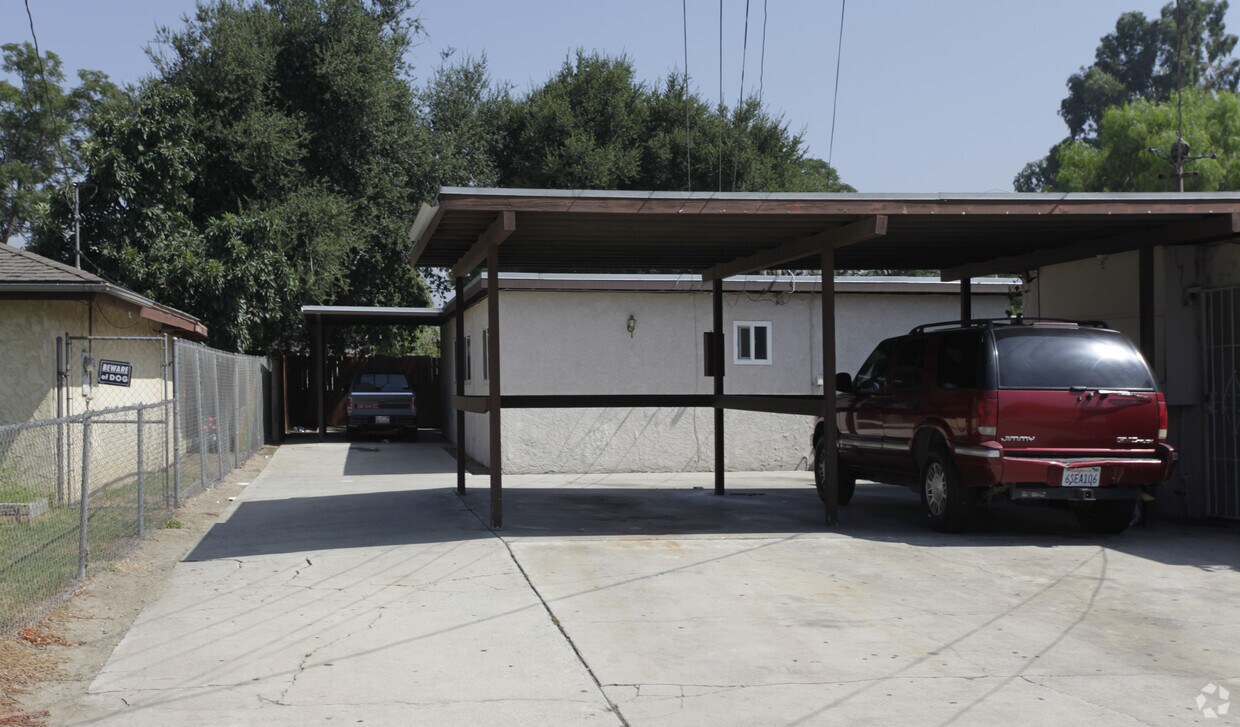 Building Photo - 16156 Athol Ave