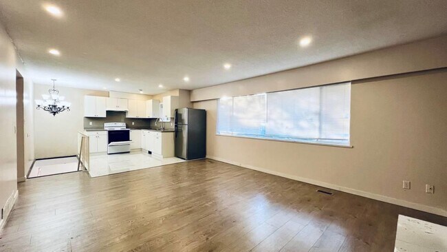 Photo du bâtiment - 9716-9156 156 St