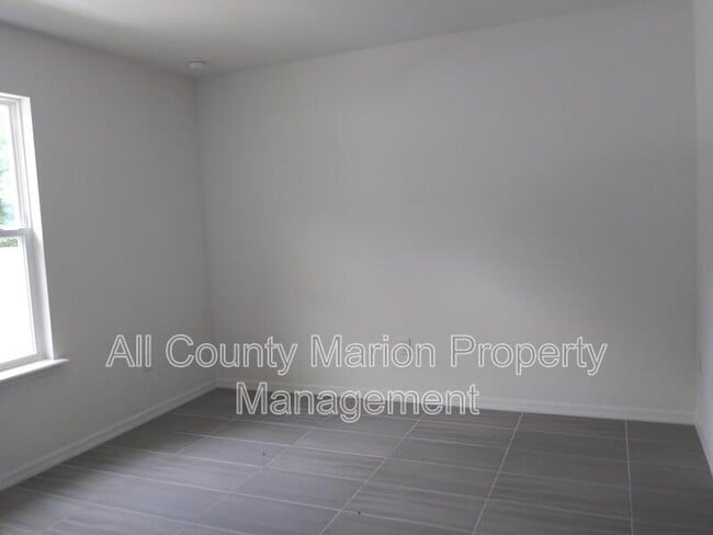 Foto del edificio - 5933 NW 59th Ct