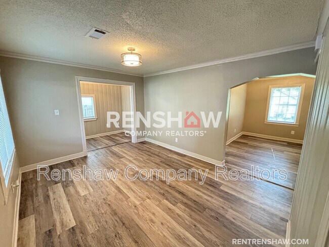 Foto del edificio - 760 N Merton St