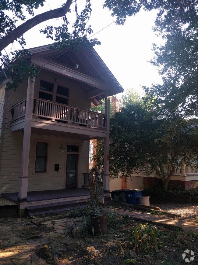 Oakwood Houses under 1,000 Raleigh, NC 5 Homes