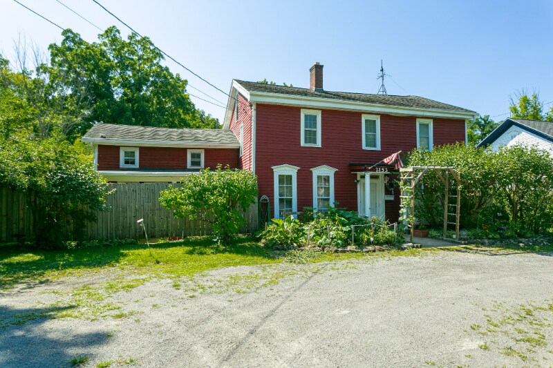 Foto principal - 2153 5 Mile Line Road