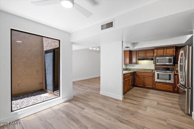 Building Photo - 7943 E Montebello Ave