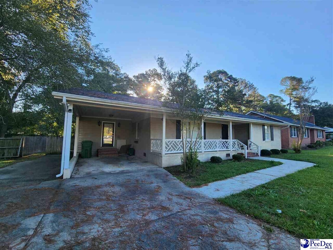 Primary Photo - 1030 Cheraw Dr