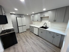 Building Photo - 2427 J St