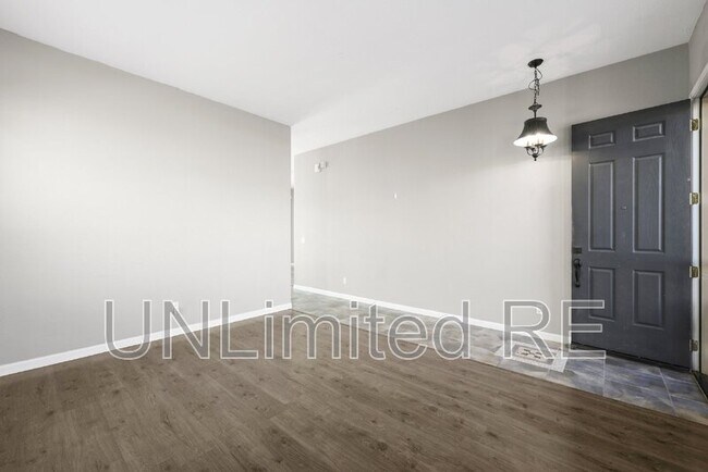 Foto del edificio - 4795 Edgemont Rd