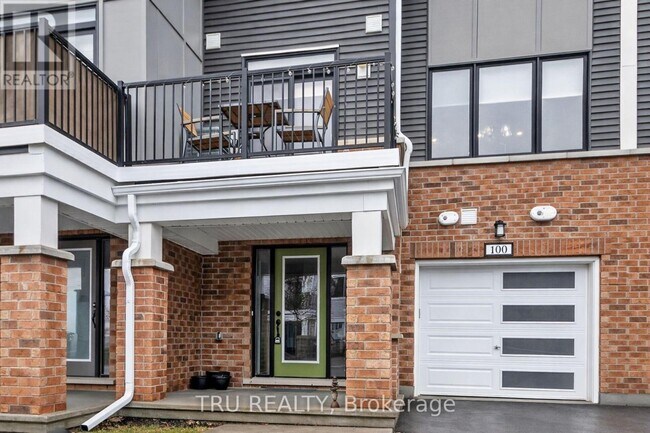 Photo du bâtiment - 100 Ballinora Ln.