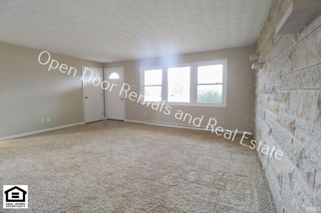 Building Photo - 3772 Bruneal St