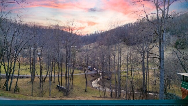 Building Photo - 2 Bedroom 1 Bath Home on E Fork off 441 S.  $1300 a month with a year-long lease